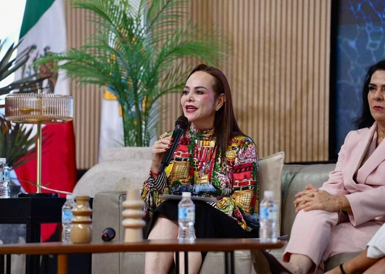 Carmen Lilia presenta en Tampico la Transformación de NLD