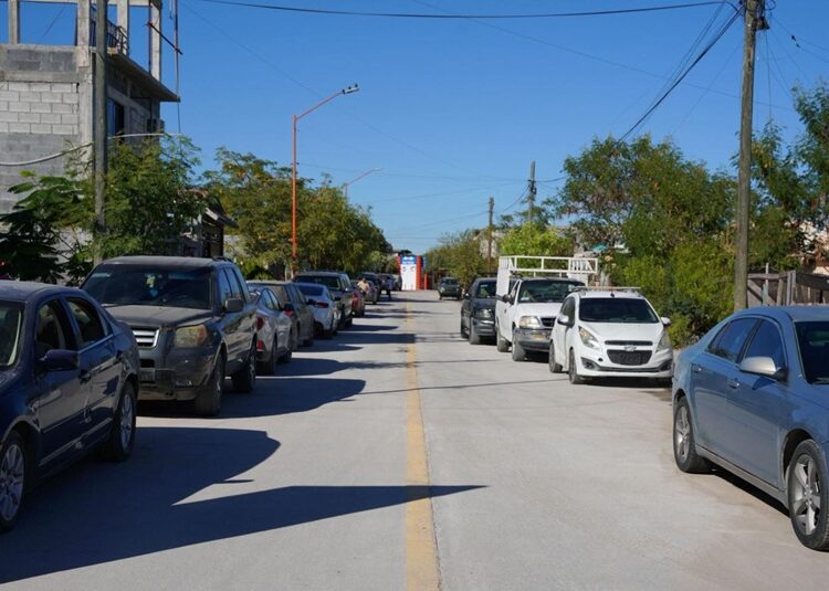 Carmen Lilia transforma calles de Villas de San Miguel y fortalece el orgullo de sus vecinos