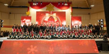Celebran ‘Gala de Navidad Familia UAT 2025’