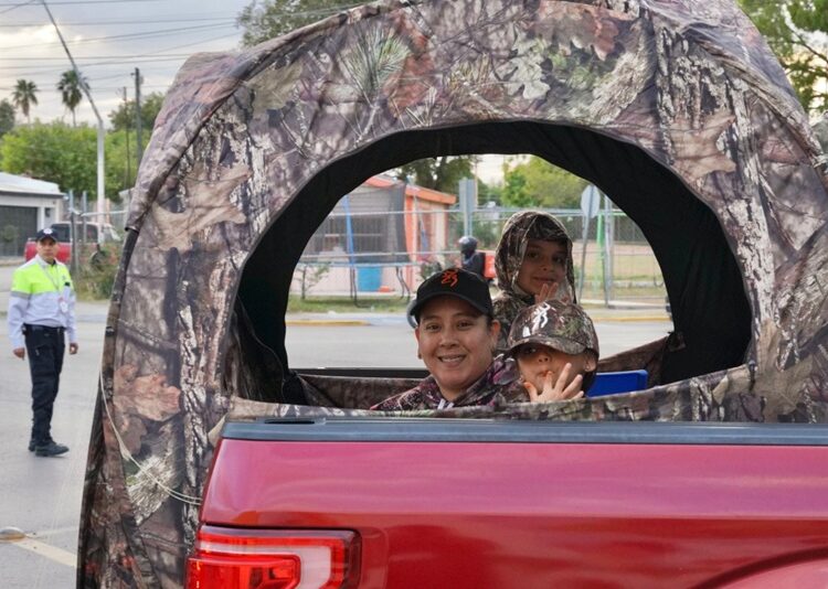 Con éxito se lleva a cabo el desfile cinegético 2025 en NLD