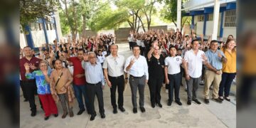 Con techumbre en escuela beneficia Lalo Gattás a estudiantes de la colonia Horacio Terán