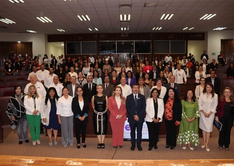 Consolida la UAT participación de sus investigadoras en la ciencia