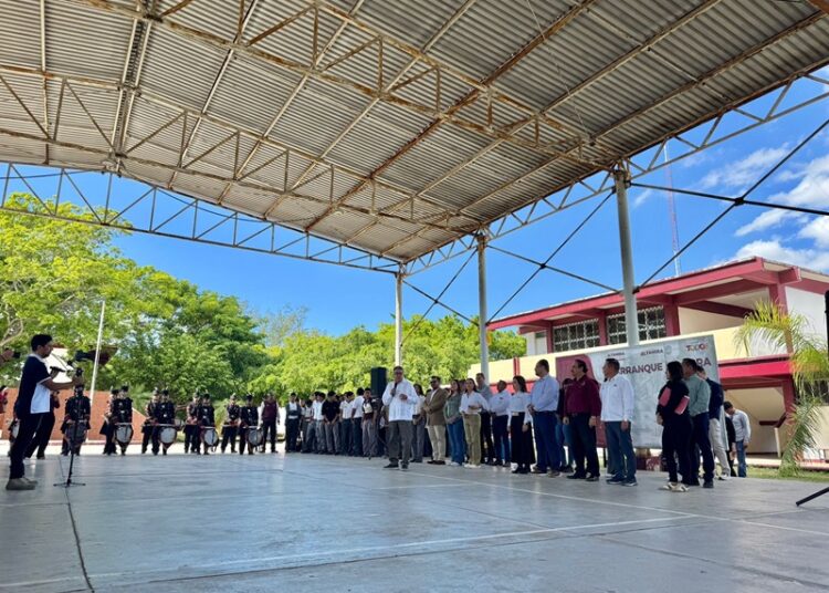 Continúa Armando Martínez transformación de la infraestructura educativa