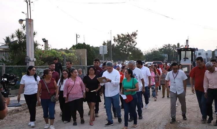 Continúa Gobierno de Altamira intenso programa de pavimentación