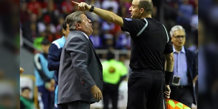 ¡En Costa Rica señalan a Miguel Herrera!