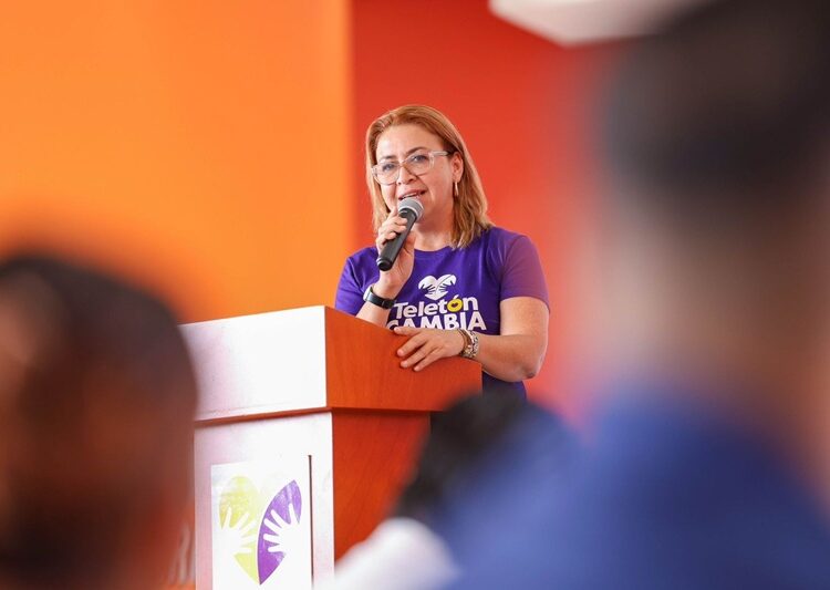 DIF Tamaulipas entrega donativo a la Fundación Teletón