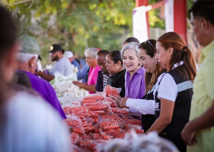 DIF Tamaulipas lleva el Mercado de Alimentos “Come Bien, Vive Bien” a Jiménez.
