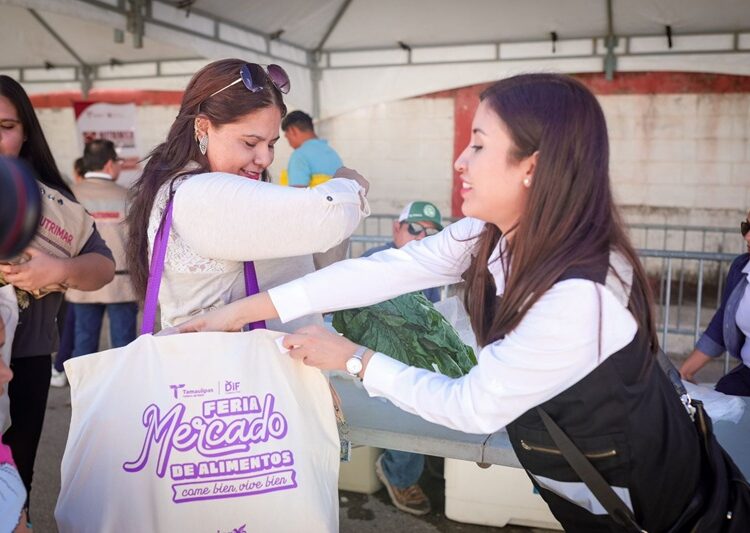 DIF Tamaulipas lleva el Mercado de Alimentos “Come Bien, Vive Bien” a Jiménez.