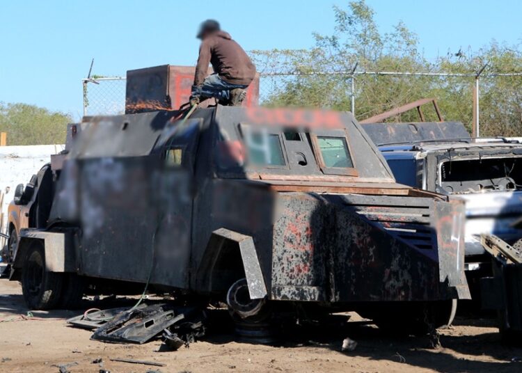 Destruye FGR 22 vehículos “monstruo” usados por grupos criminales en Tamaulipas