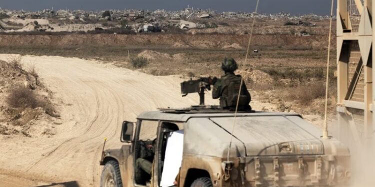 En medio del alto al fuego; Israel lanza oleada de bombardeos en Gaza