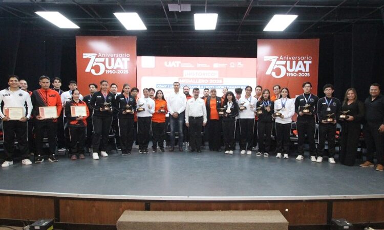 Entrega rector el galardón “Orgullo UAT” tras desempeño histórico de medallistas universitarios