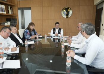 Evalúa rector avances institucionales de la UAT