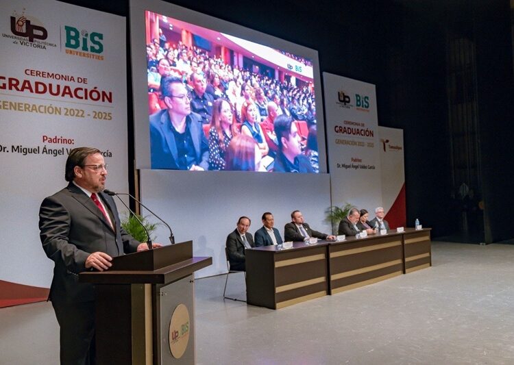 Exhorta SET a graduados de la UPV a servir a Tamaulipas con humanismo y transformación