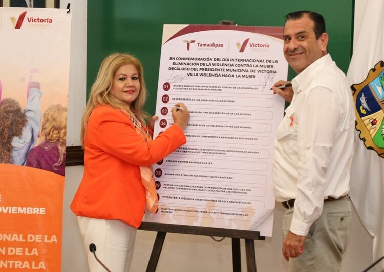 Firma Victoria decálogo contra la violencia hacia las mujeres