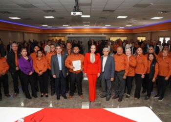 Fortalece Carmen Lilia lazos de cooperación con sindicato de maquiladoras