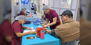 Gobierno de NLD acerca servicios de salud a empresas