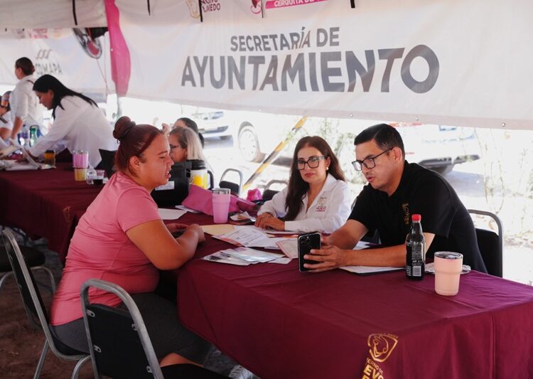 Gobierno de NLD acerca servicios gratuitos con “Presidencia Cerquita de Ti” a los Olivos 1 y 2