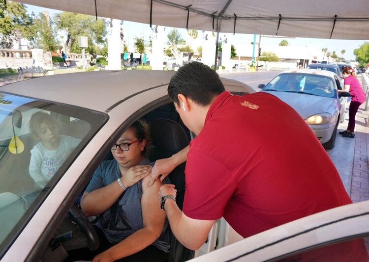 Gran respuesta ciudadana en ‘Jornada de Vacunación Drive Thru’ contra la influenza