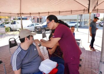 Gran respuesta ciudadana en ‘Jornada de Vacunación Drive Thru’ contra la influenza
