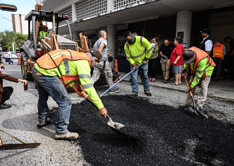 Intensifican bacheo en zona centro de Victoria
