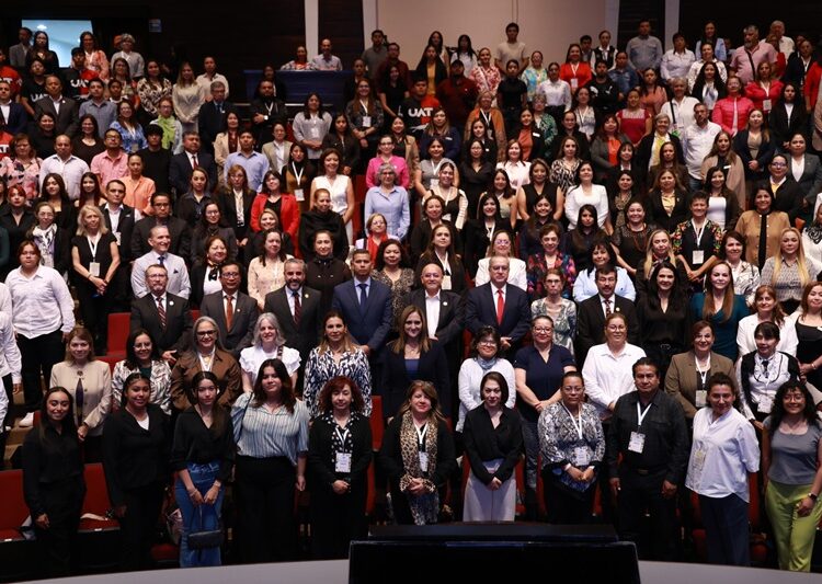 La Dra. Annie Pardo dicta conferencia magistral en la UAT