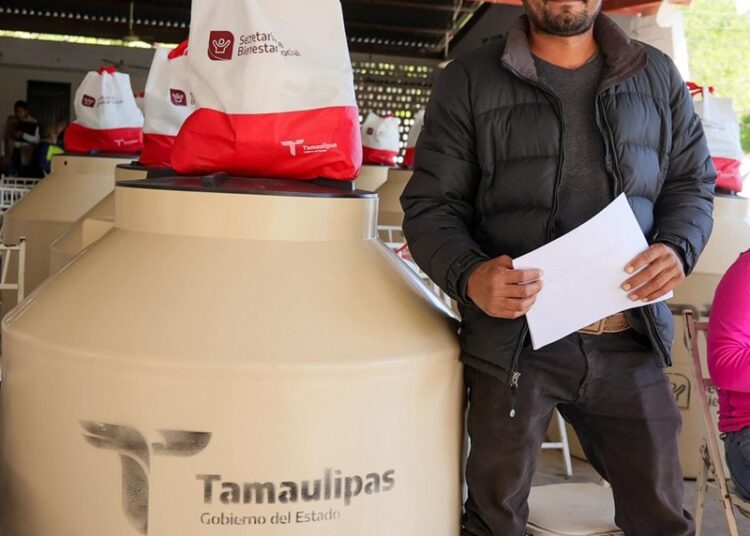 Lleva SEBIEN apoyos sociales a Ocampo