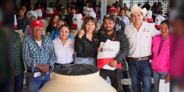 Lleva SEBIEN apoyos sociales a Ocampo