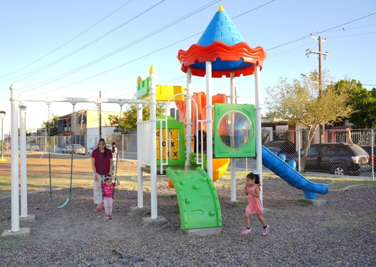 Mejora Gobierno de NLD calidad de vida de familias neolaredenses con obras de infraestructura social