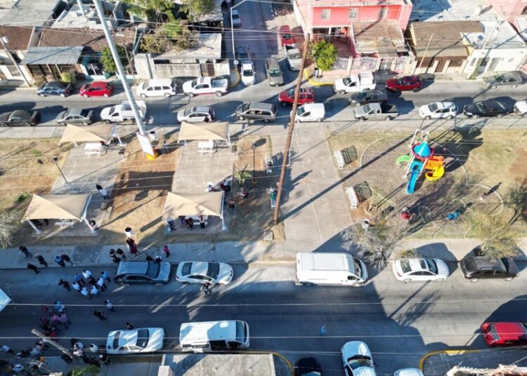 Mejora Gobierno de NLD calidad de vida de familias neolaredenses con obras de infraestructura social