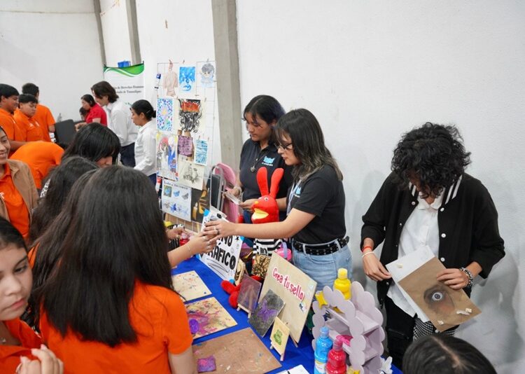 NLD acerca oportunidades y atención integral a estudiantes de la Prepa UAT con ‘Brigada Joven’