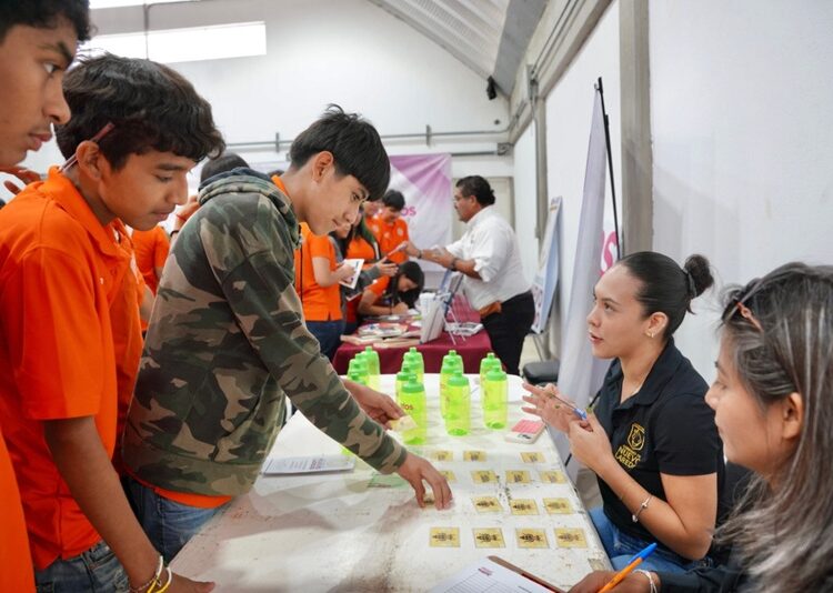 NLD acerca oportunidades y atención integral a estudiantes de la Prepa UAT con ‘Brigada Joven’