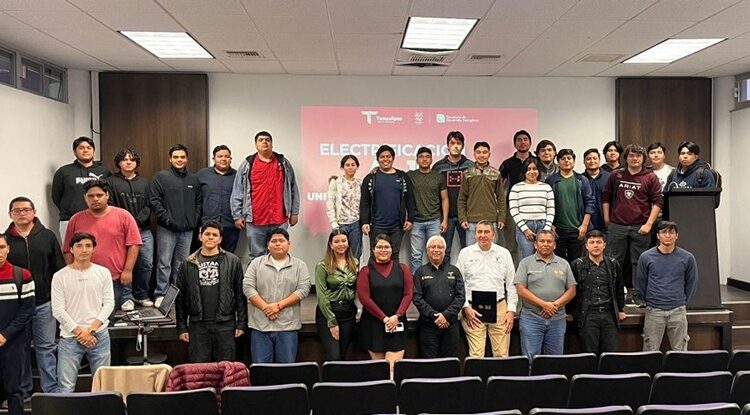 Presentan proyecto “Electrificación al 100%” al alumnado de la UPV