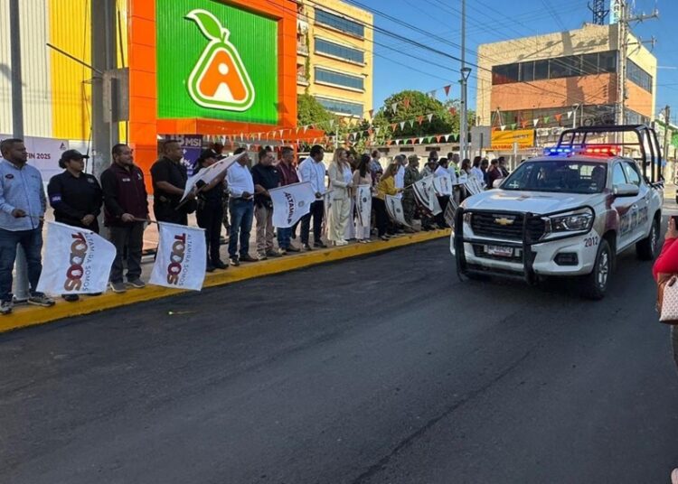 Presente Guardia Estatal en arranque de ‘El Buen Fin 2025’ en la zona sur