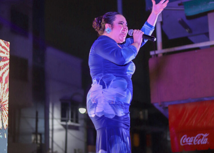 Realizan con éxito la gran final del concurso “Cantando en el Mercado” en NLD