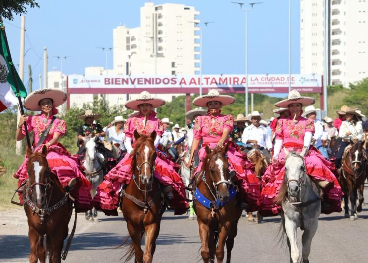 Recibe Altamira a más de mil cabalgantes de distintas regiones de México