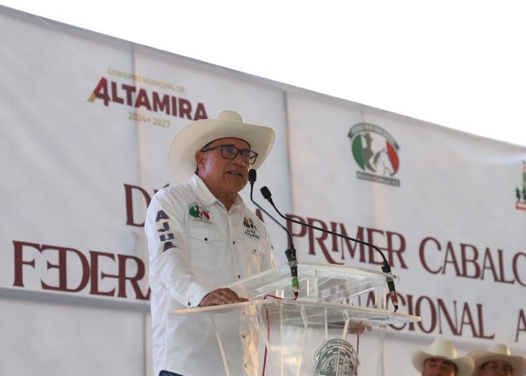 Recibe Altamira a más de mil cabalgantes de distintas regiones de México