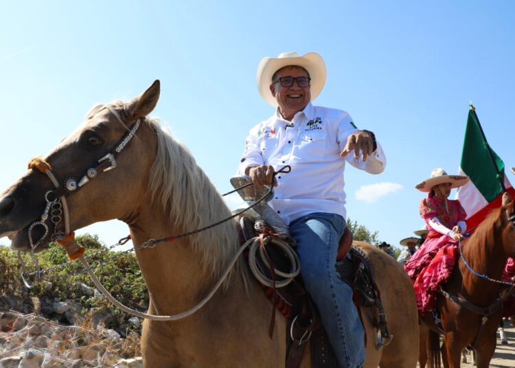 Recibe Altamira a más de mil cabalgantes de distintas regiones de México