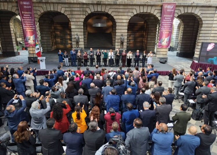Rector de la UAT asiste a reunión de universidades con Claudia Sheinbaum