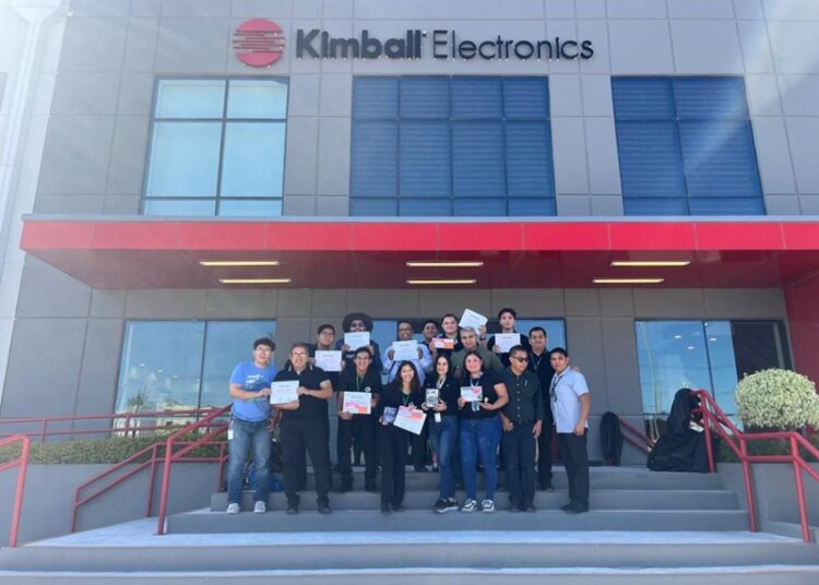 Triunfan estudiantes de la UTTN en Reto Kimball Challenge 3.0