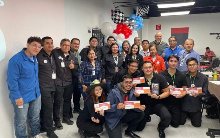Triunfan estudiantes de la UTTN en Reto Kimball Challenge 3.0