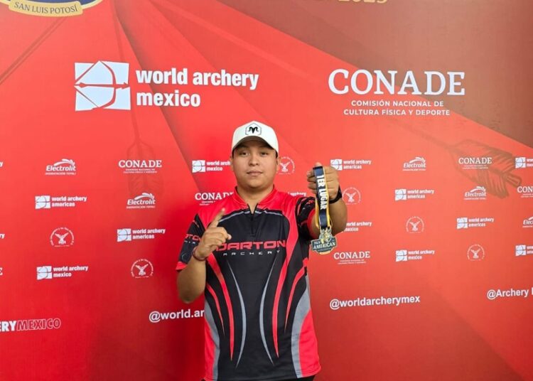 Alumno de la UAT se corona campeón Panamericano en tiro con arco