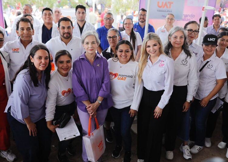 Apapachan AVA y María a las familias de Higuerillas con la ‘Brigada Navideña Transformando Familias’