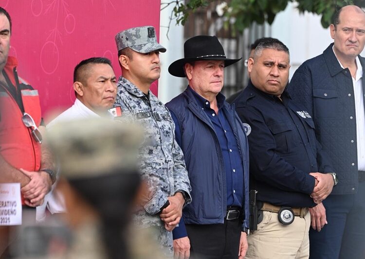 Arranca Lalo Gattás ‘Operativo Navideño 2025’