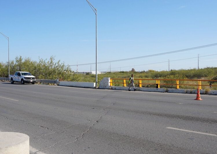 Autoridades de NLD atienden avistamiento de cocodrilo en el Laguito y el Arroyo El Coyote