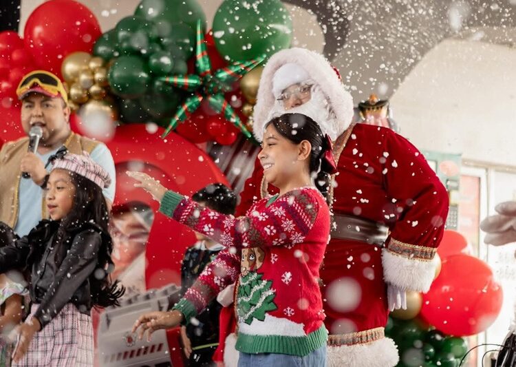 Beto Granados asiste a la posada de los hijos del ‘Heroico Cuerpo de Bomberos’