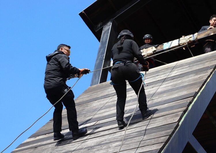 Capacitan a elementos operativos de la SSPT en Medicina Táctica Policial