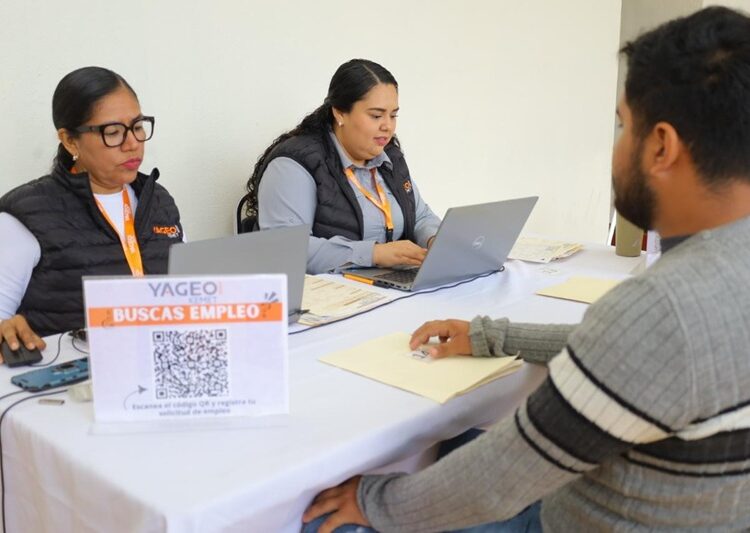 Cierran Municipio y sector empresarial el 2025 ofertando empleo en Victoria