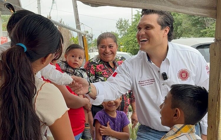 Continúa refrendando Humberto Prieto Herrera su compromiso con las familias