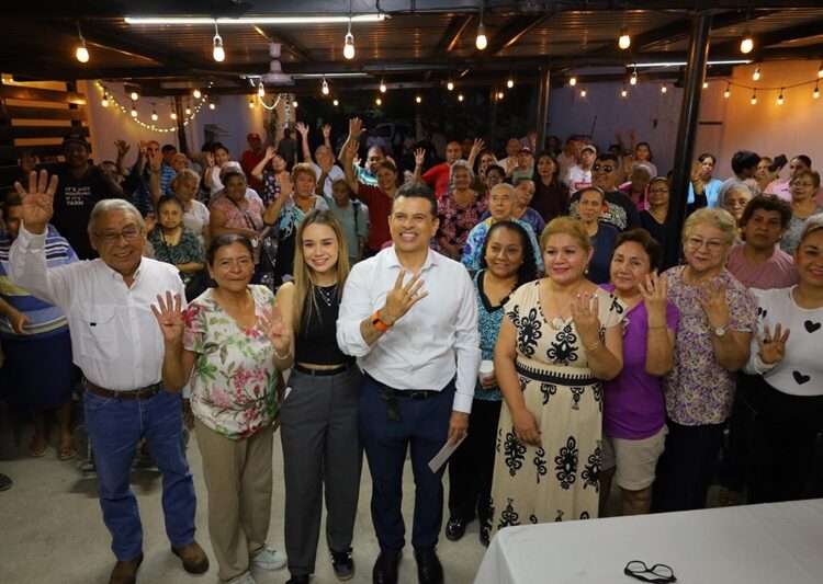 Conviven Lalo y Lucy con familias de la Miguel Alemán