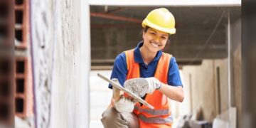 Crece presencia de mujeres en labores de la construcción en Tamaulipas